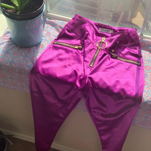 Fashion Nova Pants - Beautiful Fuscia Polyester/Spandex Pant